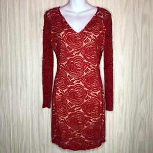 Ámbar Red Rose Lace Long Sleeve Bodycon Back